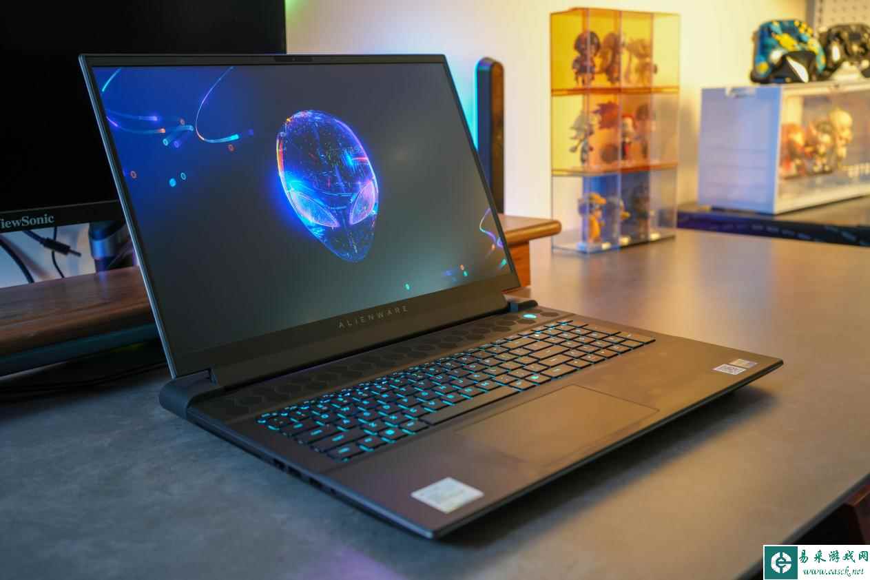 ALIENWARE M18游戏本评测：从未有过的满级体验