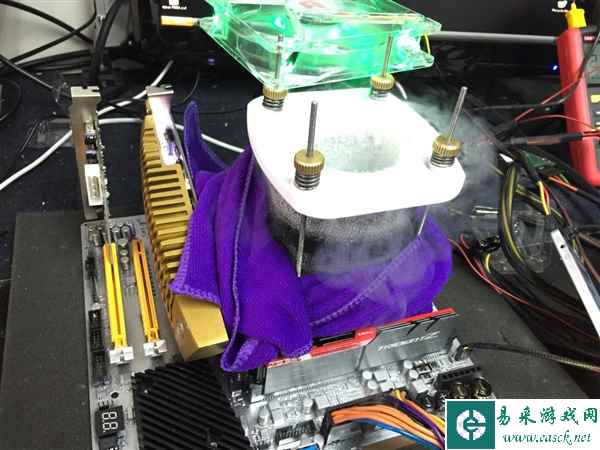 Skylake液氮助力爆超7GHz！其操作系统大亮