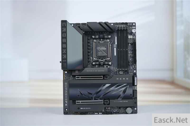 ROG CROSSHAIR X870E HERO主板首发评测：9000系锐龙满血旗舰搭档 AI智能超频让小白轻松榨干潜能