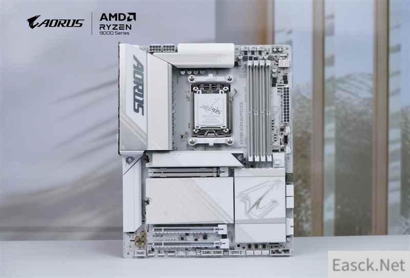 首款真正全白主板！技嘉X870E AORUS PRO ICE电竞冰雕首发评测：性能超上代旗舰